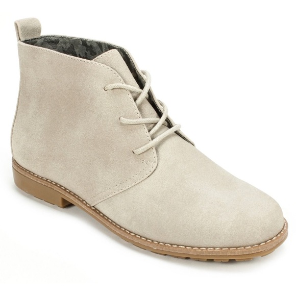 White Mountain taupe suede “Anderson Bootie” - Picture 6 of 7